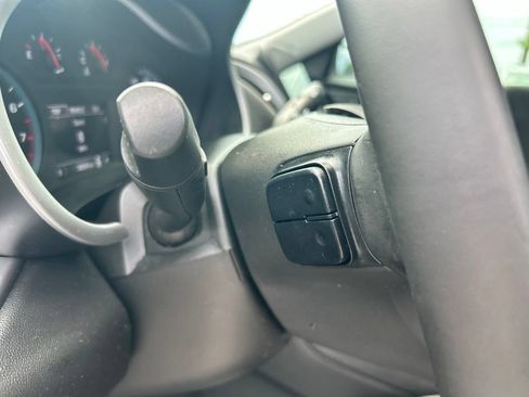 Used 2024 Chevrolet Malibu RS FWD image 34