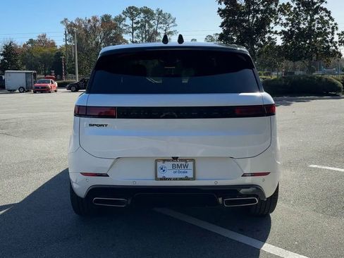 Used 2025 Land Rover Range Rover Sport Dynamic SE image 7