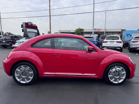 Used 2016 Volkswagen Beetle 1.8T SEL FWD image 14