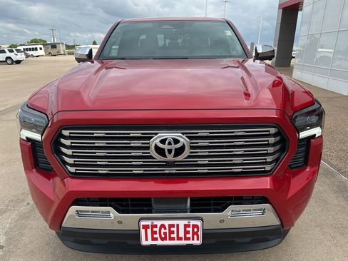 Used 2026 Toyota Tacoma Limited AWD/4WD image 2