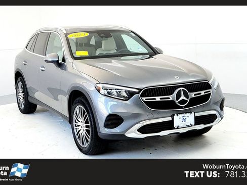 Used 2023 Mercedes-Benz GLC 300 4MATIC image 1