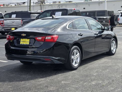 Used 2019 Chevrolet Malibu LS w/ LPO, Convenience Package 1 image 8