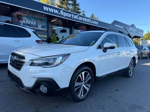 Used 2018 Subaru Outback 2.5i Limited image 1