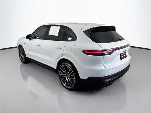 Used 2022 Porsche Cayenne E-Hybrid AWD/4WD image 7