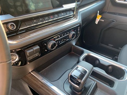 Used 2023 Chevrolet Silverado 1500 RST w/ Rally Edition image 10