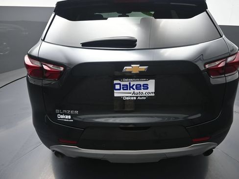 Used 2019 Chevrolet Blazer LT FWD image 30