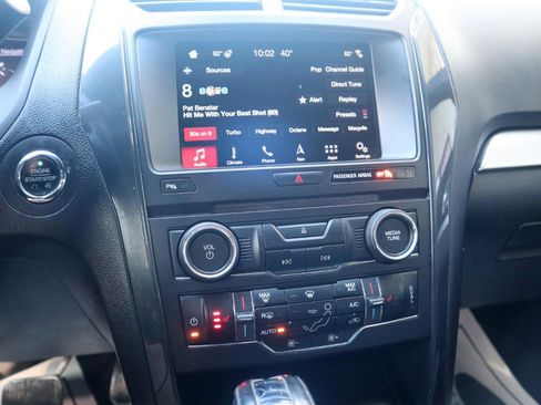 Used 2017 Ford Explorer XLT w/ Equipment Group 202A image 70