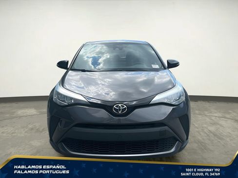 Used 2021 Toyota C-HR XLE FWD image 9