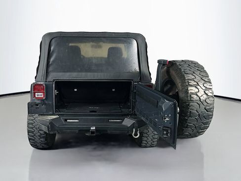 Used 2017 Jeep Wrangler Sport w/ Quick Order Package 24S AWD/4WD image 29