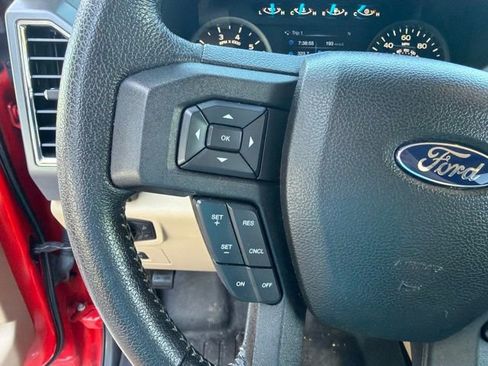 Used 2016 Ford F150 XLT w/ Equipment Group 302A Luxury AWD/4WD image 23