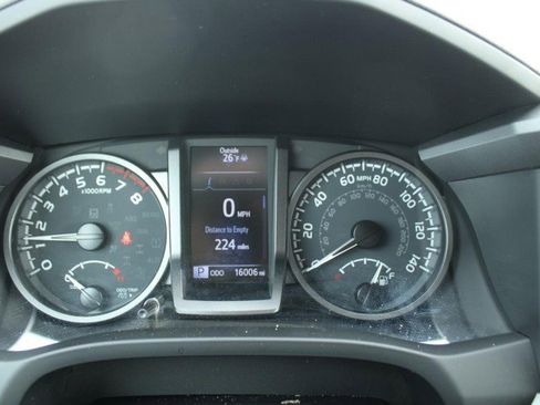 Certified 2023 Toyota Tacoma TRD Sport image 18