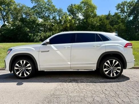 Used 2022 Volkswagen Atlas Cross Sport SEL Premium R-Line AWD/4WD image 5