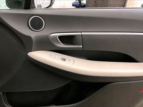 Used 2023 Hyundai Sonata SE image 23