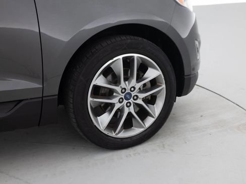 Used 2015 Ford Edge Titanium AWD/4WD image 19