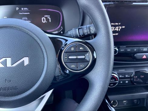 Used 2023 Kia Soul S image 24