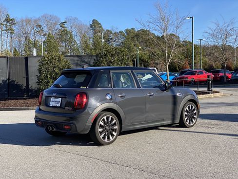 Used 2021 MINI Cooper S w/ Premium Package image 3