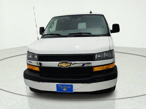Used 2025 Chevrolet Express 2500 w/ Driver Convenience Package RWD image 2