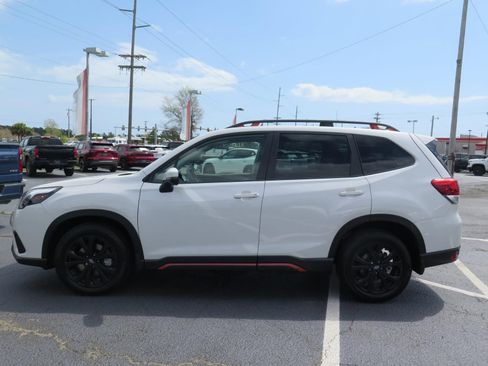 Used 2023 Subaru Forester Sport image 6