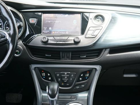 Used 2019 Buick Envision Premium w/ Driver Confidence Package AWD/4WD image 24