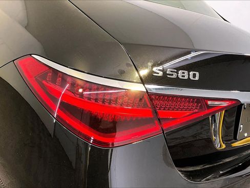 New 2026 Mercedes-Benz S 580 4MATIC Sedan image 5