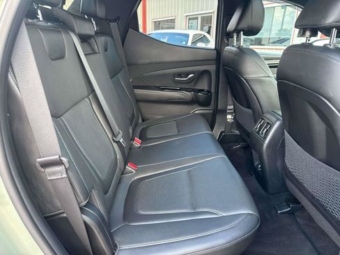 Used 2023 Hyundai Santa Cruz Limited image 8