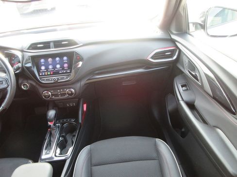 Used 2023 Chevrolet TrailBlazer RS w/ Convenience Package image 17