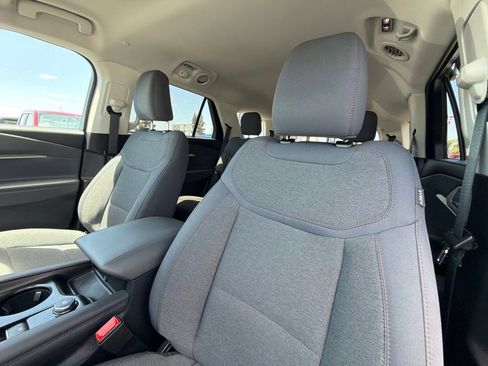 Used 2025 Ford Explorer Active RWD image 27