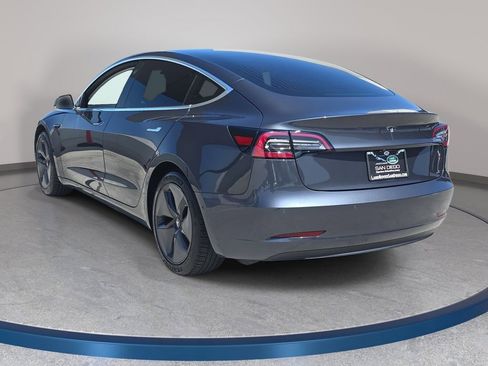 Used 2018 Tesla Model 3 Long Range RWD image 8