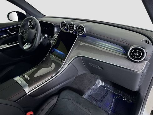 Used 2025 Mercedes-Benz GLC 43 AMG 4MATIC image 29