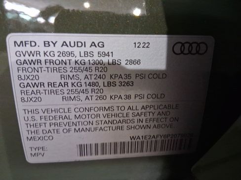 Used 2023 Audi Q5 e Premium Plus image 11