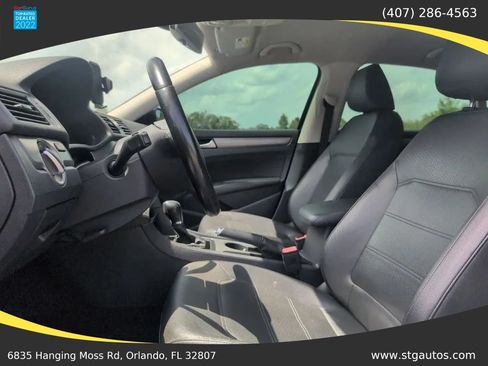 Used 2014 Volkswagen Passat 1.8T SE FWD image 12