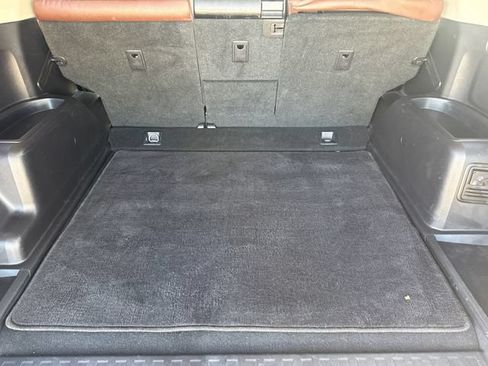 Used 2016 Toyota 4Runner Limited AWD/4WD image 10