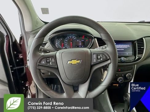 Used 2021 Chevrolet Trax LT image 14