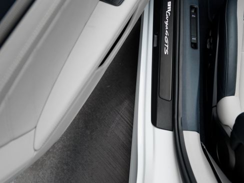 Certified 2026 Porsche 911 Targa 4 GTS image 17