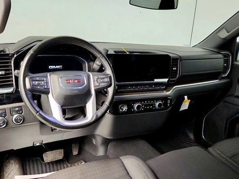 Used 2023 GMC Sierra 1500 Elevation image 11