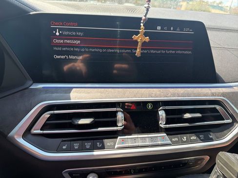 Used 2023 BMW X5 xDrive40i w/ Premium Package image 12