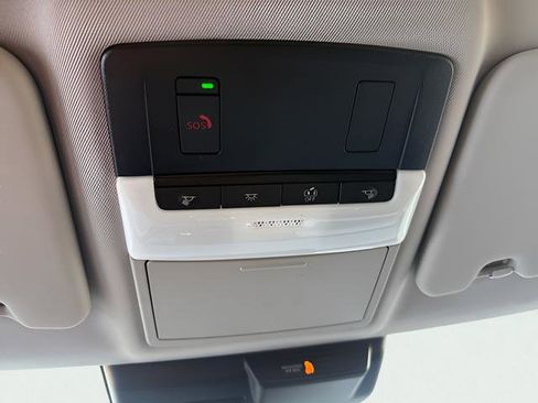 Used 2023 Mitsubishi Outlander ES image 21