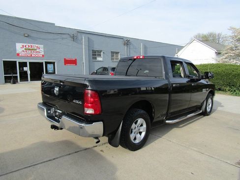 Used 2018 RAM 1500 ST w/ SXT Appearance Group image 4
