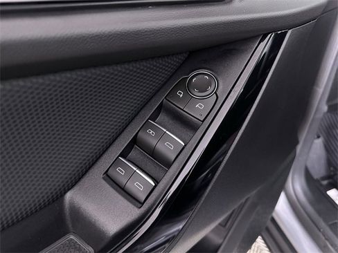 New 2026 Chevrolet Equinox RS w/ Convenience Package III image 24