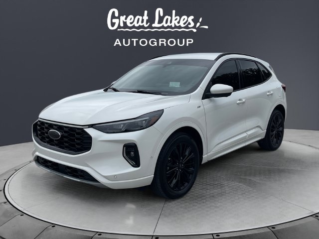 Used 2023 Ford Escape ST-Line Elite w/ Premium Technology Package AWD/4WD image 1