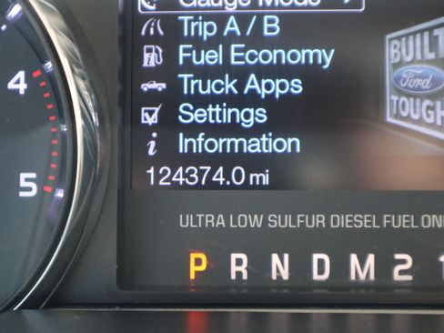 Used 2015 Ford F350 Lariat w/ Lariat Interior Package AWD/4WD image 19