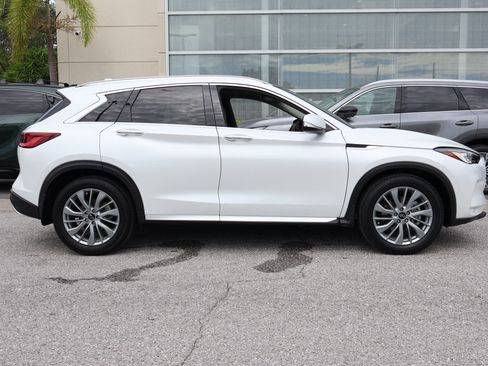 Certified 2023 INFINITI QX50 Luxe FWD image 11