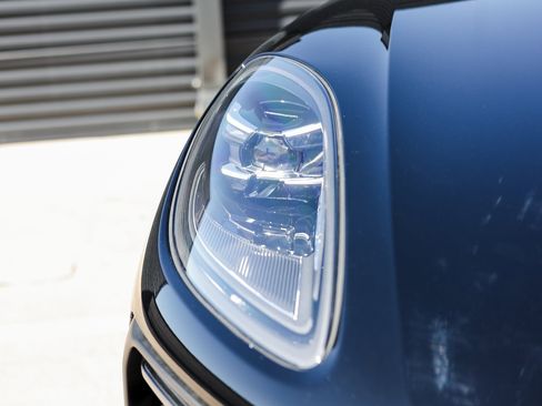 New 2026 Porsche Macan S image 13