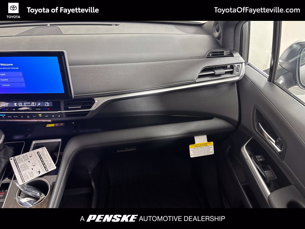 New 2026 Toyota Sienna Limited FWD image 21