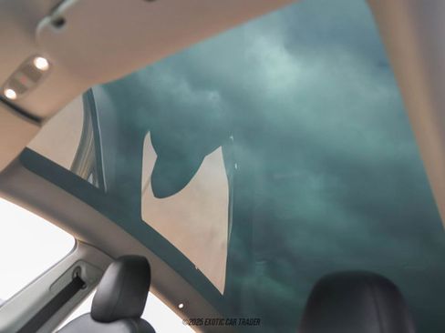 Used 2021 Tesla Model Y Long Range image 28