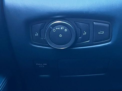 Used 2017 Lincoln Continental Black Label w/ Rear-seat Package image 27