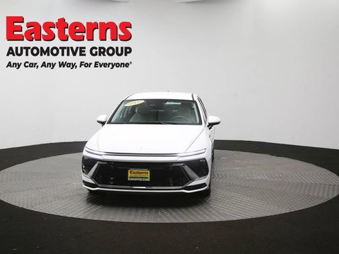 Used 2025 Hyundai Sonata SEL FWD image 53