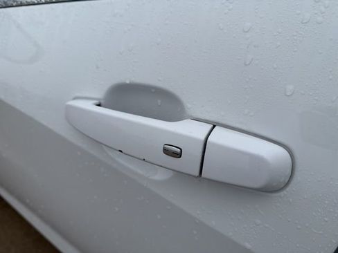 Used 2024 Chevrolet Malibu LT image 50