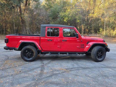 Used 2021 Jeep Gladiator Sport image 34