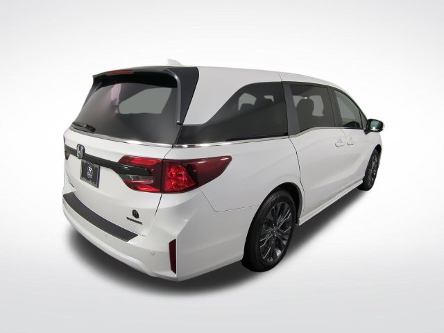 New 2027 Honda Odyssey Touring image 13
